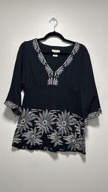 Vertigo Paris 100% Cotton Bobo V-Neck 3/4 Sleeve Shirt Size Large